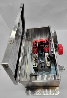 60 Amp, Eaton DH222NWK, Heavy Duty Safety Switch, Stainless Steel, 2P, 240 Volts, 4X, 15HP, unused