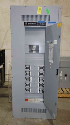 400 Amp, GE Spectra Series Panelboard 480Y/277 Volts, 3Ph, 10 Breaker & Main