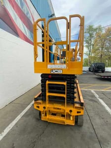 1554 lb. JCB #S4550E, electric platform scissor lift, 51' lifting height, 9' x 12'7" platform, 2021
