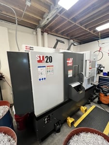 Haas #ST-20, CNC Lathe, 21" swing, 11.8" diameter x 22.5" L max, 12 tool, 4000 RPM, 20 HP, 2" bar, Haas cnc