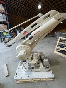 ABB, IRB 660 180/3.15, Robot, 397 lb payload, 10.3' reach, 4 axes, IRC5 single, 600 V., 2018