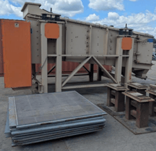 72" x 120" Triple S Dynamics #TS-4610SP-QC, 4-deck vibrating screen