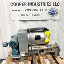 Wyssmont #MSF-046, 2.5" twin screw, dual screw feeder with bridge breaker, vari-speed, Stainless