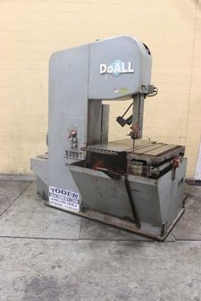 25-3/4" x 20" DoAll #2620-4, band mill saw, 40" x 40" T-slotted table, 1-1/2" blade, coolant, 7.5 HP