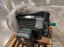 125 HP 3600 RPM Toshiba, Frame 444TS, TEFC, 575 Volts, New surplus