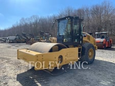 Caterpillar CS68B, Vibratory Single Drum Smooth, 2172 hours, S/N: MMS00156, 2014