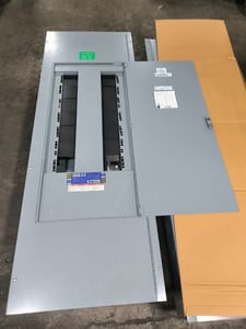 400 Amp, Square D I-Line HC2674TSHR, Panelboard, 208Y/120 VAC, 3PH, 4W, 42 Space