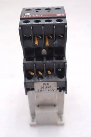 ABB CA5 Auxiliary Contact Block A600-Q300 AWG 12-16 CU Used #3592