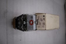 NEW OPEN BOX Allen-Bradley Allen-Bradley 700-P600A1 Drive AC Relay 600V Series A STK K3969C