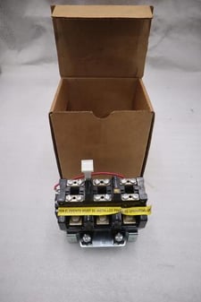 Allen-Bradley Bradley 592-EUTD Overload Relay - New - STOCK 1421CC