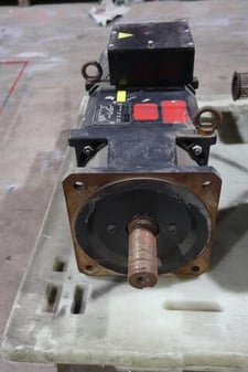 Allen-Bradley HPK-B1308E-SA42AA High Power AC Servo Motor (MISSING BACK COVER)