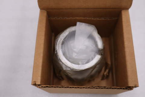 New in box - skf snw 113x2.3/16 bearing adapter sleeve - stock 5595cc