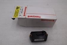 NEW OPEN BOX Honeywell 142PC05G Sensor Pressure Type Caliper STK H1061A