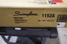 Swingline 1152A Guillotine Paper Trimmer 15 Sheets 18In - STOCK 3095CC