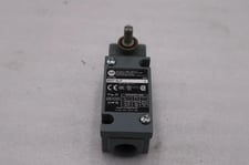 New open box Allen-Bradley allen bradley 802t-alp limit switch ser.j 802talp stk k2111cc