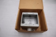 NIB - Crouse Hinds - FDC222 - Eaton Crouse-Hinds Series Condulet - STOCK 5643CC