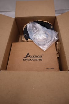 New avtron hs35myx6cru1ua00/ hs35m yx6cru1ua00 encoder - stock 3122cc
