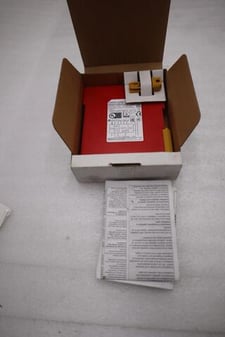 NEW OPEN BOX G9SE-201 OMRON G9SE-201 Safety Relay STOCK K-3992CC