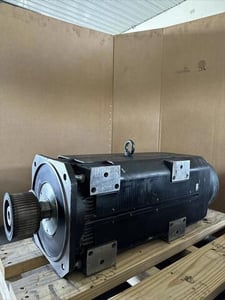 Rexroth R911309840 Servo 3ph Induction Motor MAD160C-0100-SA-M0-BQ0-35-V1 #HP110