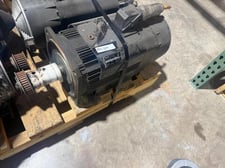 Rexroth R911309450 Servo Induction Motor MAD130B-0100-SA-S0-BQ0-35-V1 #HP132