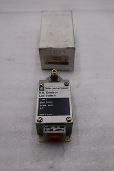 New open box l144-2m telemecanique schneider limit switch stk k2080cc