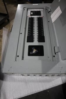 SIEMENS P1 250A 208Y/120V P1C30BL100ATST MAIN BEAKER STOCK HS47