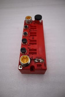 Allen-Bradley Allen Bradley 1732DS-IB8 /A Guard I/O 8-Point Combination Module STK H1701