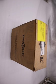 New dodge 2-3/16" four bolt flange bearing f4b-sc-203 stk 1673cc