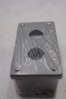 Hubbell Wiegmann PB2 6 x 6 x 3 N12 Push Button Enclosure New Open Box Stock#3235