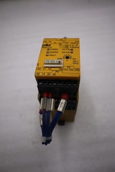 PILZ PSWZ X1P 0,5V /24-240VACDC 2N/O 1N/C 2SO 777949 Safety Relay STK H1824