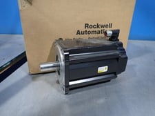 2.32 KW Allen-Bradley #VPL-B1651C-PK14AS, AC Servo Motor, 3 Phase, 2750 RPM, 480 V, 2020