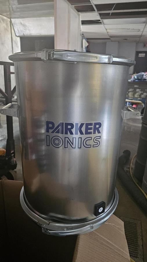 Parker Ionics #60L, hoppers (2 available)