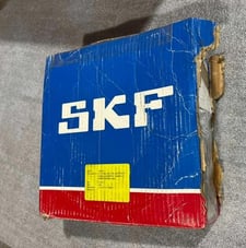 New skf 22324ccc3w33 / 22324 cc/c3w33 spherical roller bearing - stock cc-02