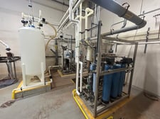 High purity water generation/distribution system, complete laboratory/pharmaceutical-grade deionized (DI) /