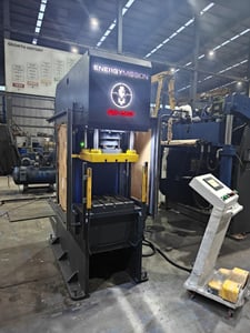 55 Ton, Energy Mission #CHP-50, Servo Press, 5" stroke, 15.7" open, 10.8" Shut Height, 9.8" throat, 5 HP