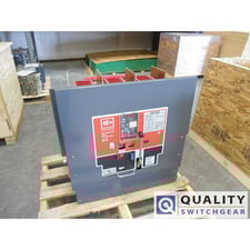 4000 Amps, Cutler-Hammer, DSII-840, RMS 910 trip, LSG, 120 VAC, electrically operated, drawout