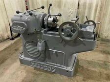 1/2" - 1-1/2" Landis #12R, threader, 13-1/2" carriage travel, vise, coolant, 5 HP