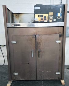 48" width x 48" H x 24" L Despatch #LBC2-32, 500°F, cabinet oven