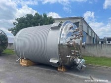 9100 gallon Borghi Srl, Reactor, 304L Stainless Steel, 9.8' diameter x 19' height, 87 psi internal, 174 psi