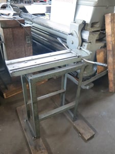 Lockformer #24, Manual Cheek Bender