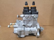 Komatsu #R6246-71-1100, fuel injection pump assembly, new surplus