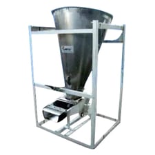 FMC, Cone Vibratory Shaker, 6-1/2" L x 2-1/2" width Conical Hopper, 28" L x 10" width x 4" H chute, 1992