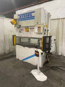 100 Ton, Wysong #THS100-72, hydrauic press brake, 6' overall, 8" stroke, 7" throat, 1 shot lube, 15 HP, 2005