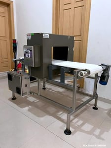 Fortress #Phantom, Metal Detector, conveyor mounted, 10.5" x 13" Aperture, Ferrous & Non-Ferrous, 3ph, 220 V.