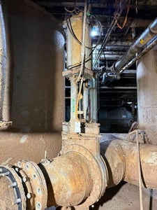 24" DeZurik #10-HV-0208A, Pneumatic Knife Gate Valve, Bi-Directional Design, 500&deg;F max. Temp.