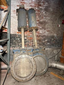 24" Large Pnuematic Stainless Steel Knife Gate Valve, (2 available)