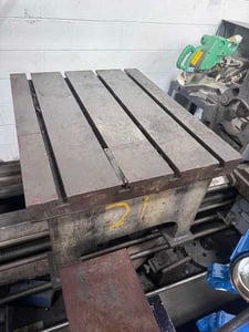 Giddings & Lewis, 33 x 26 x 20 box drill table, 4 T-slots, cast iron construction