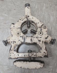 16" Lathe steady rest with 5" round opening & brass adjustable tips (YMC)