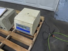 Fisher #Accuspin 400, Scientific Lab Centrifuge, 4000 RPM, digital read out, 115 Volts, 1PH