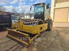 Caterpillar CP56B, Vibratory Single Drum Pad, 2974 hours, S/N: P5600407, 2018